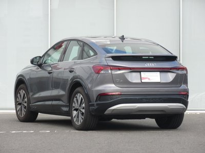 AUDI Q4 SPORTBACK E-TRON - 8