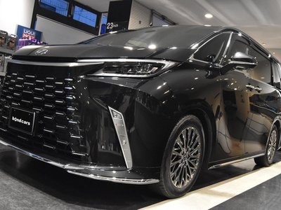 صورة 2 لـ 2025 Lexus LM