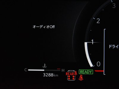 2025 Lexus LM — миниатюра 24