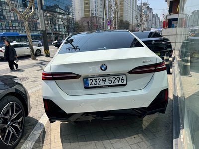 2026 BMW 5 SERIES 缩略图 13