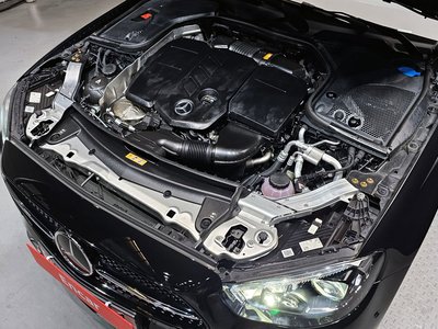 MERCEDES-BENZ E-CLASS - 7