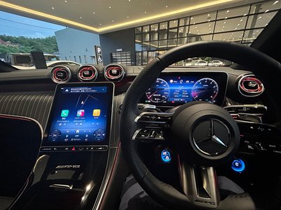 2025 Mercedes-BENZ GLC AMG photo 8