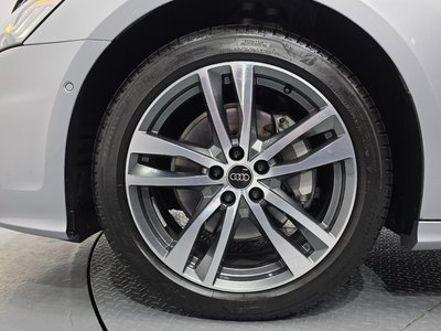 AUDI A6 - 6