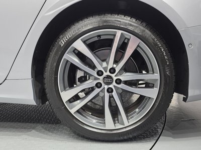 AUDI A6 - 8