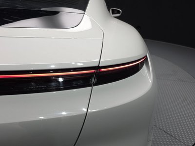 2021 Porsche TAYCAN 照片 10