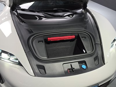 2021 Porsche TAYCAN 照片 7