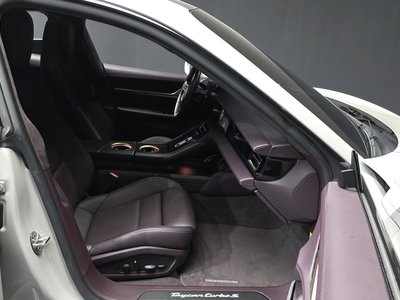 2021 Porsche TAYCAN thumbnail 17