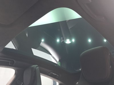 2021 Porsche TAYCAN thumbnail 25