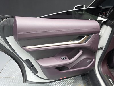 2021 Porsche TAYCAN thumbnail 15