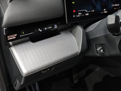 2023 BMW 5 SERIES 缩略图 26