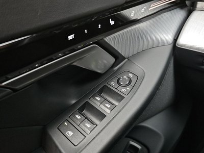 2023 BMW 5 SERIES 缩略图 31