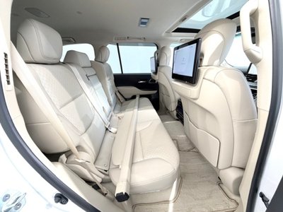 TOYOTA LAND CRUISER 300 - 5