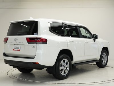 TOYOTA LAND CRUISER 300 - 4