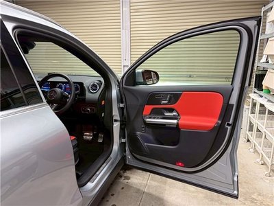 MERCEDES-BENZ GLA - 9