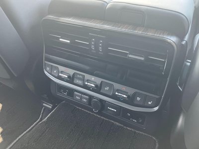 2023 Toyota LAND CRUISER 300 缩略图 26