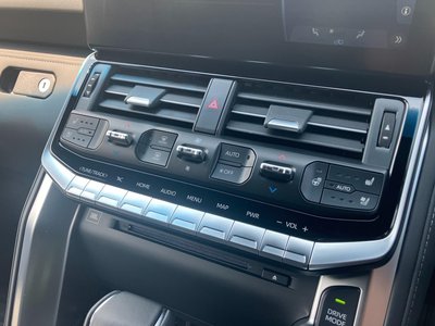 2023 Toyota LAND CRUISER 300 缩略图 49