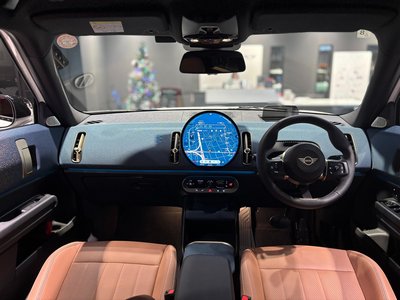 MINI MINI COUNTRYMAN - 3