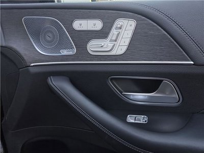 2020 Mercedes-BENZ GLS — миниатюра 32