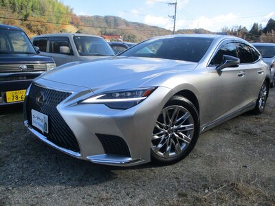 LEXUS LS