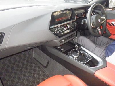 صورة 3 لـ 2023 BMW Z4