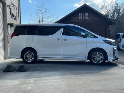 TOYOTA ALPHARD - 4