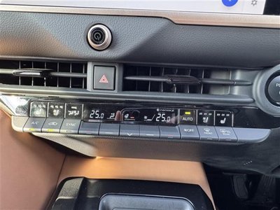 TOYOTA CROWN SPORT - 8