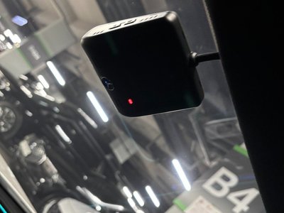 MERCEDES-BENZ E-CLASS - 10