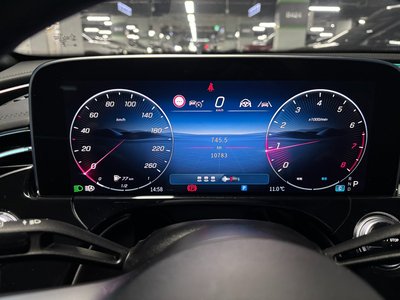 MERCEDES-BENZ E-CLASS - 8