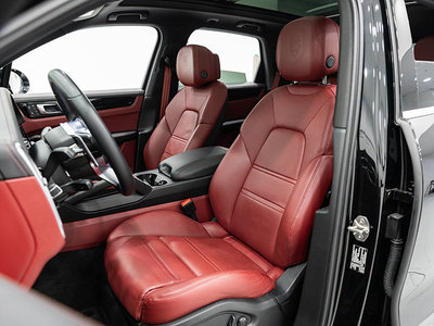 PORSCHE CAYENNE - 10