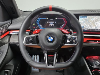 2025 BMW M5 缩略图 19