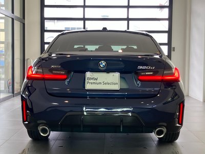 2026 BMW 3 SERIES photo 8