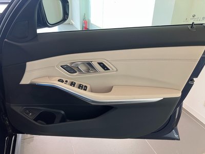 صورة مصغرة 40 لـ 2026 BMW 3 SERIES