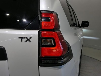 TOYOTA LAND CRUISER PRADO - 8