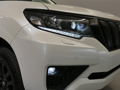 TOYOTA LAND CRUISER PRADO - 7