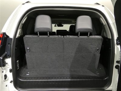 TOYOTA LAND CRUISER PRADO - 10