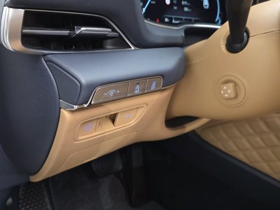 2022 Genesis GV80 thumbnail 38