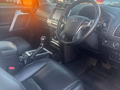 صورة مصغرة 11 لـ 2019 Toyota LAND CRUISER PRADO