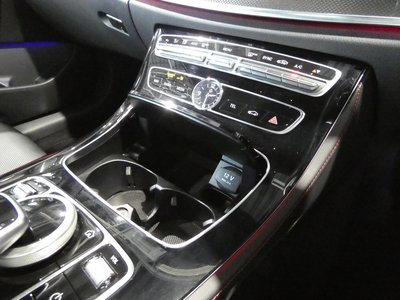 2019 Mercedes-BENZ E-CLASS thumbnail 49