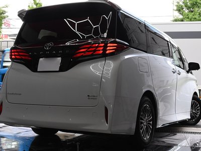 TOYOTA ALPHARD - 3
