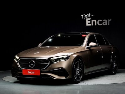 MERCEDES-BENZ E-CLASS