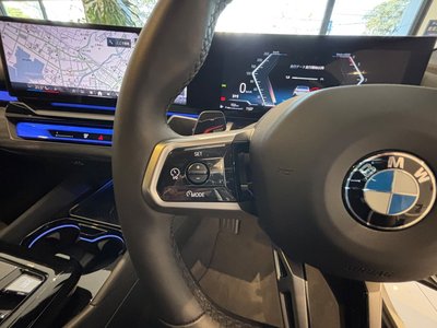 صورة 9 لـ 2024 BMW 5 SERIES