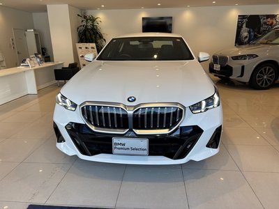 صورة مصغرة 21 لـ 2024 BMW 5 SERIES