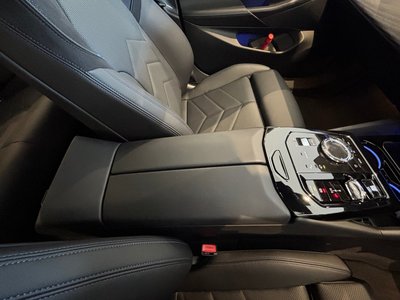 صورة مصغرة 14 لـ 2024 BMW 5 SERIES