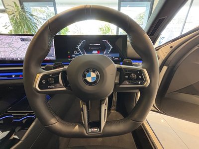 صورة 7 لـ 2024 BMW 5 SERIES