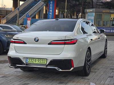 BMW 7 SERIES - 3