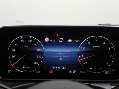 2025 Mercedes-BENZ C-CLASS — миниатюра 11