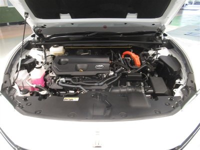 TOYOTA CROWN SPORT - 9