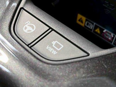 TOYOTA CROWN SPORT - 6