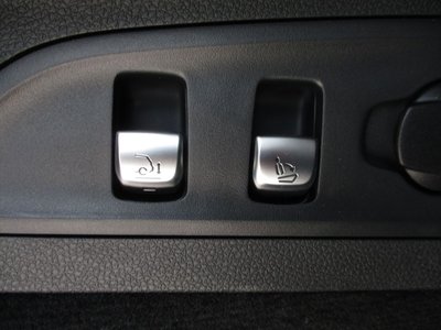 MERCEDES-BENZ GLC - 10