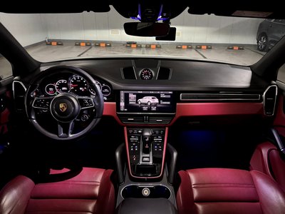 PORSCHE CAYENNE - 4